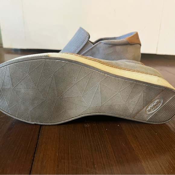 Dr. Scholl's Women’s Gray Slip-On Hidden Wedge Sneaker - Picture 4 of 4